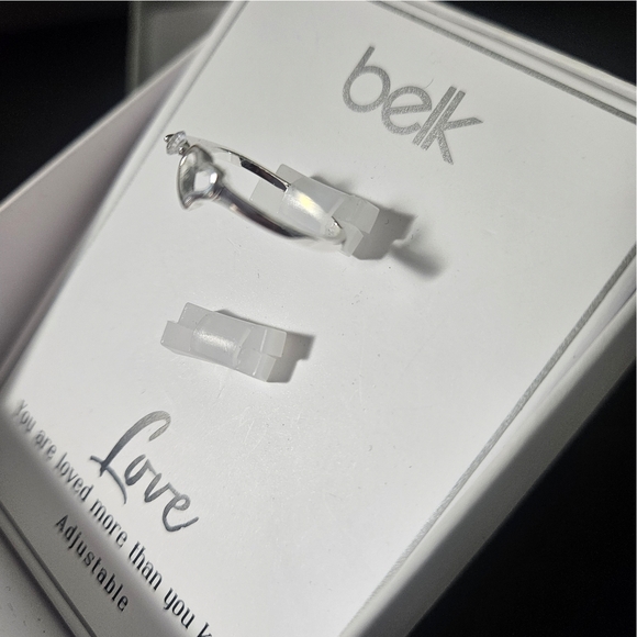 NWT Valentine Open Style Adjustable Heart Crystal Ring - Picture 6 of 9